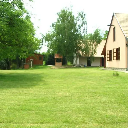 Vadaspuszta Vendeghaz Csatka