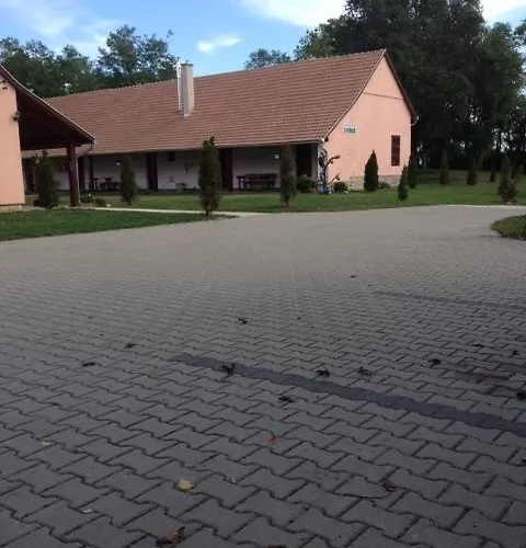 Vadaspuszta Vendeghaz Csatka