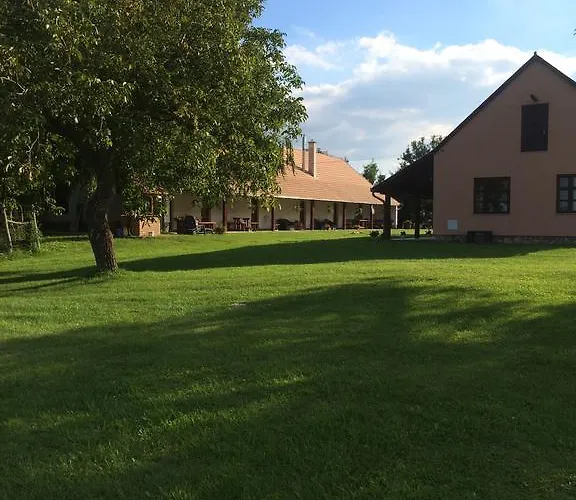 Vadaspuszta Vendeghaz 3*